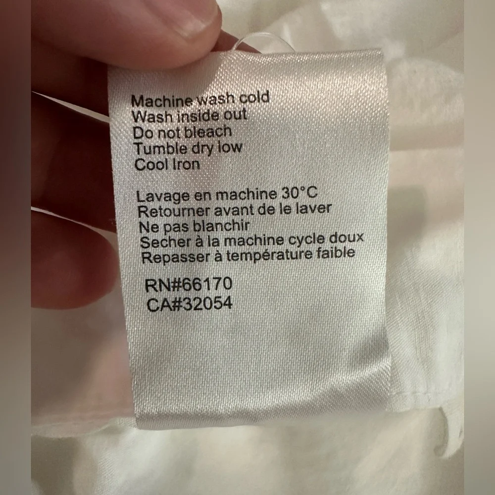 Anthropologie Embroidered Floral Cream Duvet Buttons DVTSU2258A Queen 1